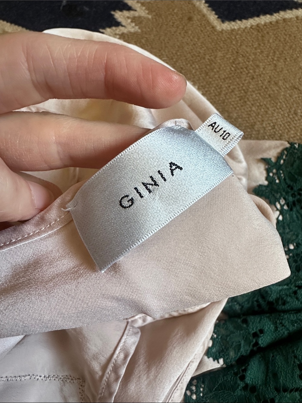 Ginia Pure Silk Green Lace Top And Short Set AU 10 - Picture 6 of 7